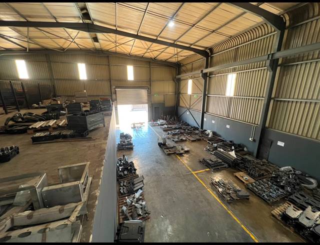 5,646M² WAREHOUSE TO LET IN KNOPJESLAAGTE